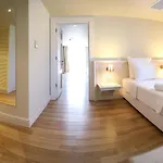 Szálloda Yacht Club 5*