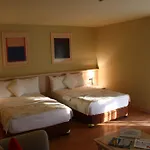 Yacht Club Szálloda 5*
