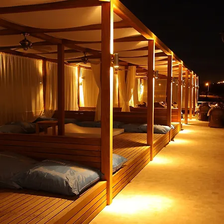 Yacht Club 5*