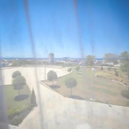 Yacht Club Szálloda 5*