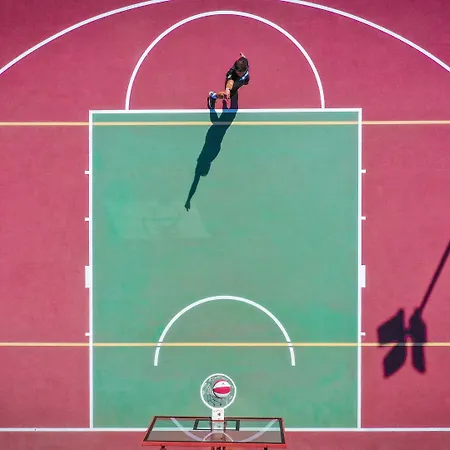 Szálloda Yacht Club