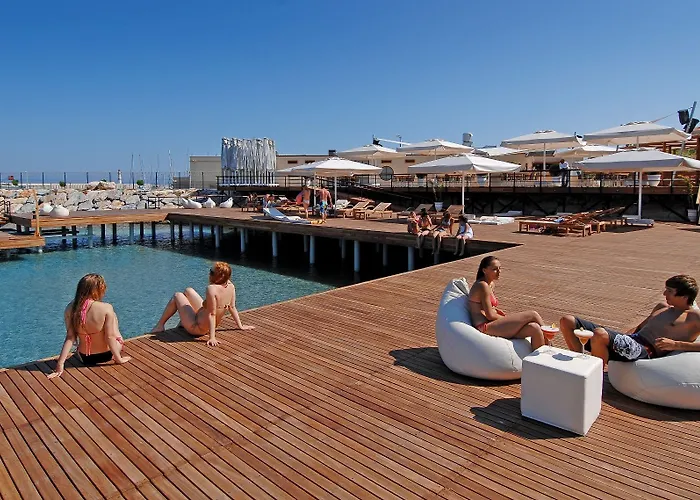 Yacht Club Otel Didim